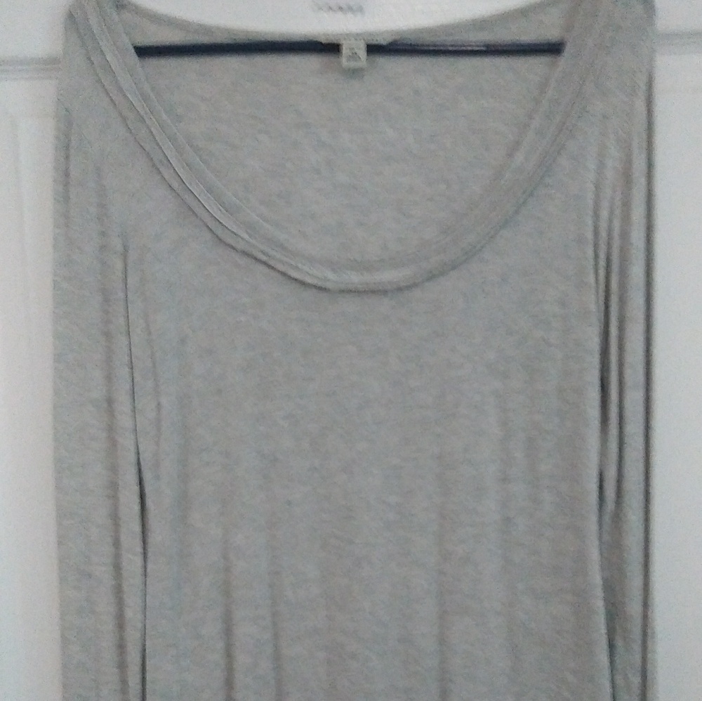 Banana Republic Long Sleeve T-shirt